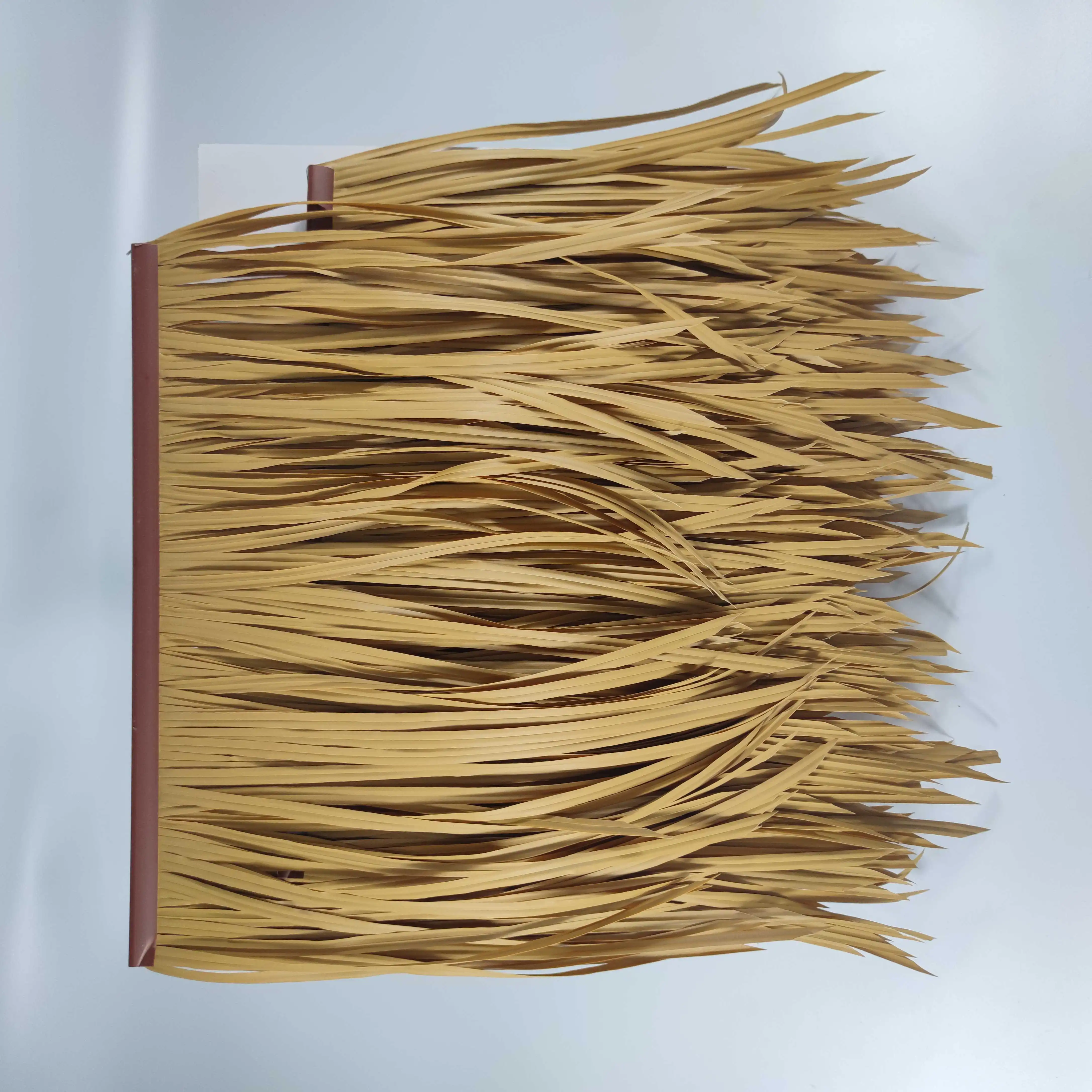 Wholesale Plastic Synthetic-thatch-roof Simulated Fireproof Artificial Thatch Roof