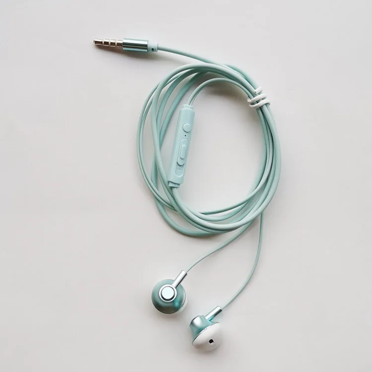 Factory direct sales soft silicone earplugs are more comfortable to wear of fashion earphone earbuds