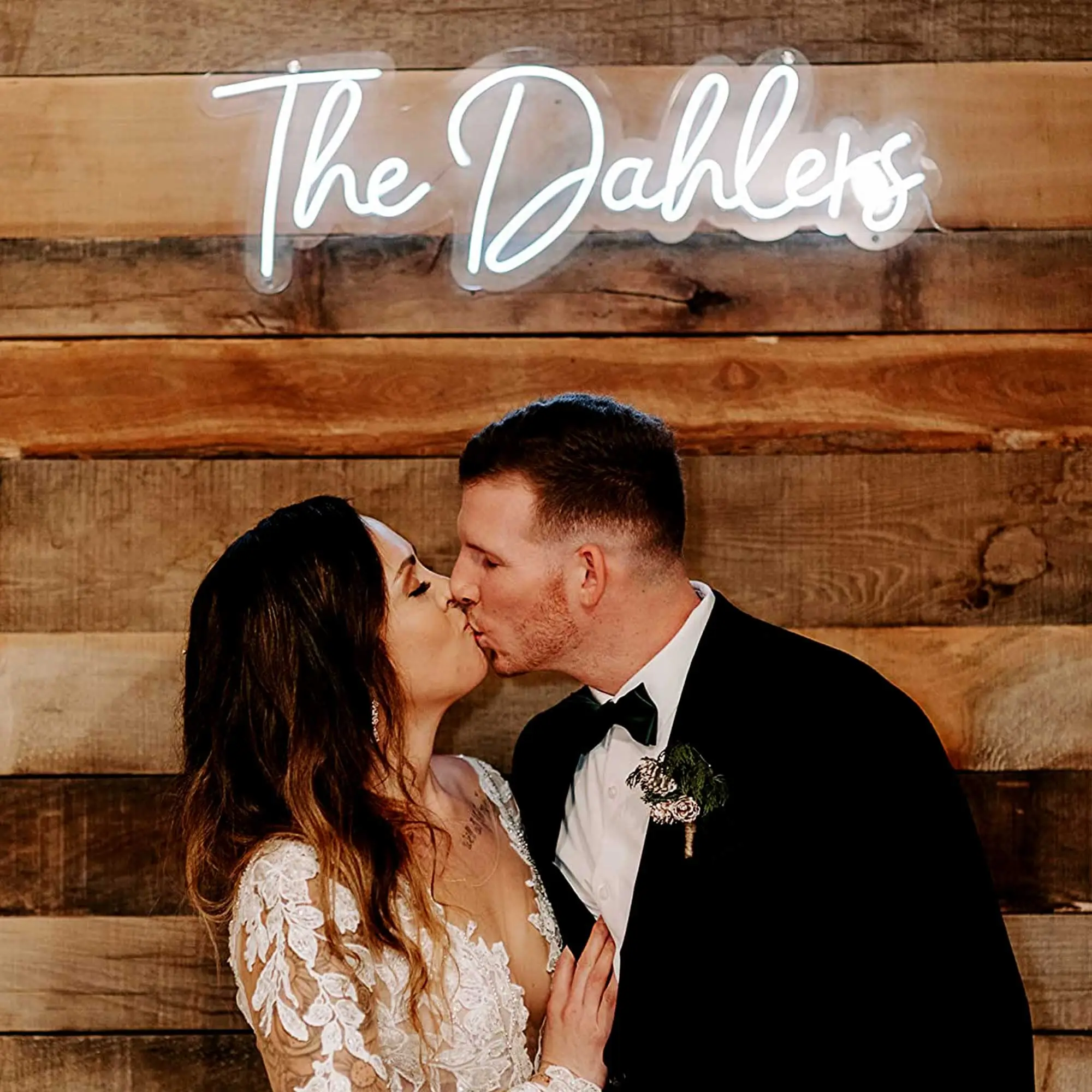 2022 Drop Shipping Popular Advertising Decorative Electronic Signs Custom Acrylic Led Neon Light Letter Sign for Wedding Party