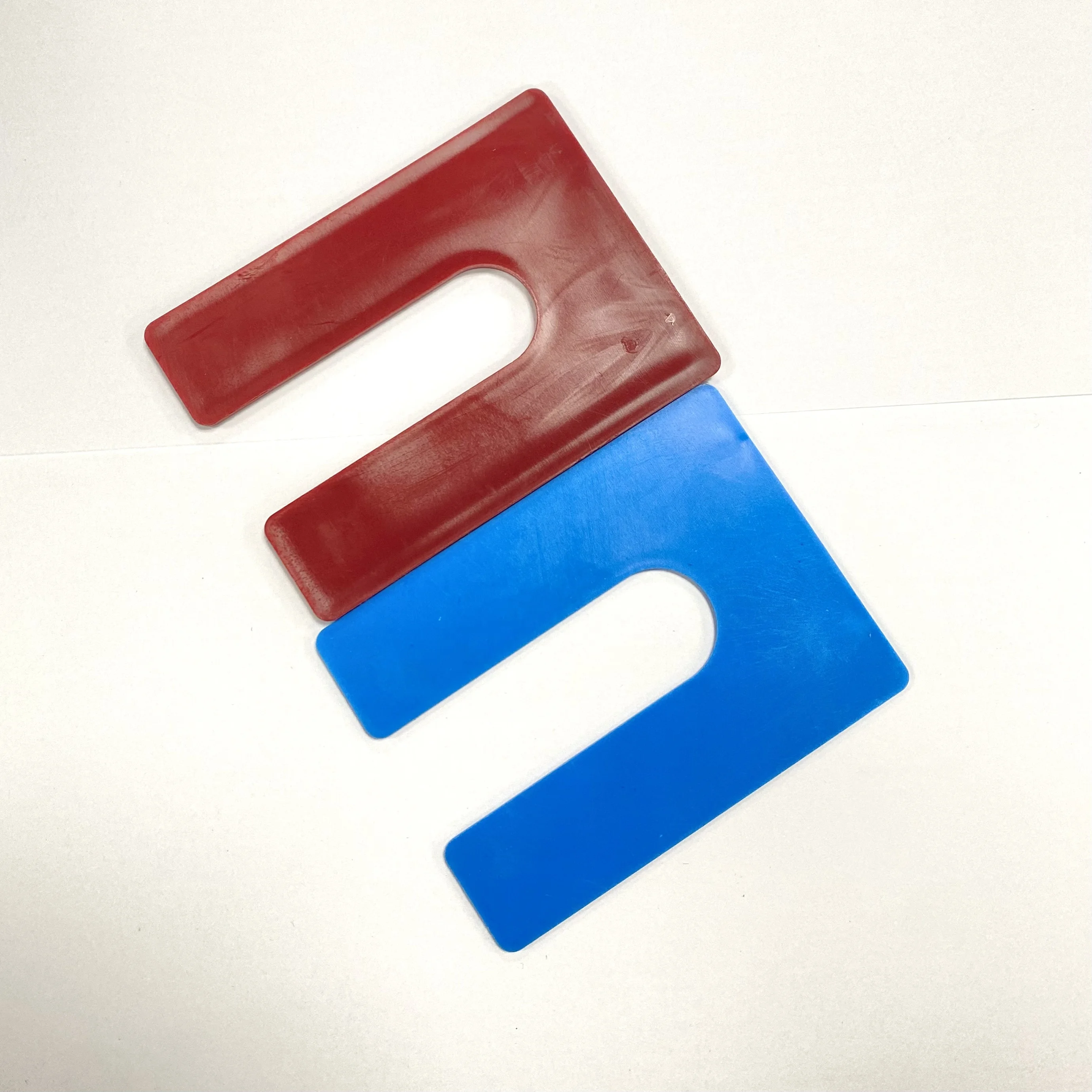 1/16' Window Packer Plastic Shims Structural Horseshoe U Shaped Tile Spacers Horseshoes Shims Plastic Packers for Leveling