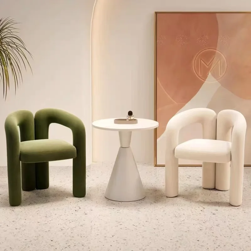 Nordic Designer Single Sofa Chair Comfortable Ergonomic Armrest for Dining Bedroom Creative Fabric for Living Room Reception