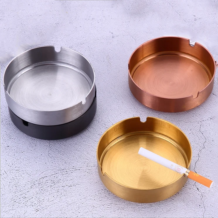 Hot sale Round metal ashtray Custom Logo Cigarette Ashtray for Ashtray Outdoors and Indoors Ash Tray