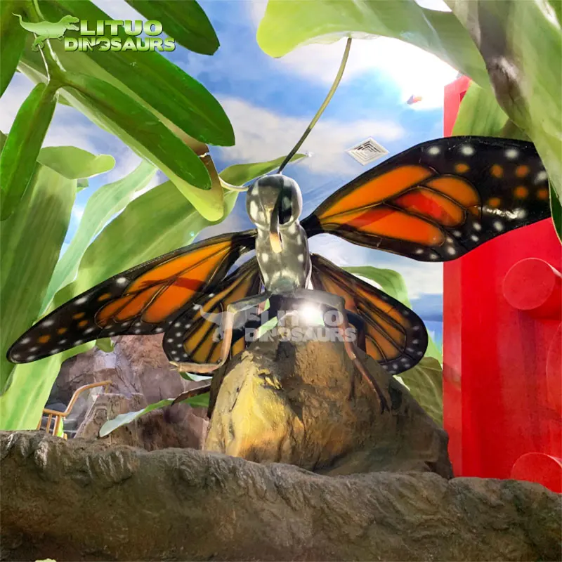 Large Size Animatronic Simulation Insect Model