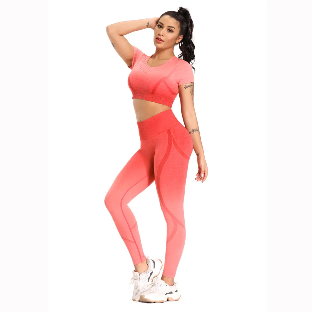 
2020 New Gradient Seamless Yoga Set High Waisted Workout Fitness Suit Sport For Women 