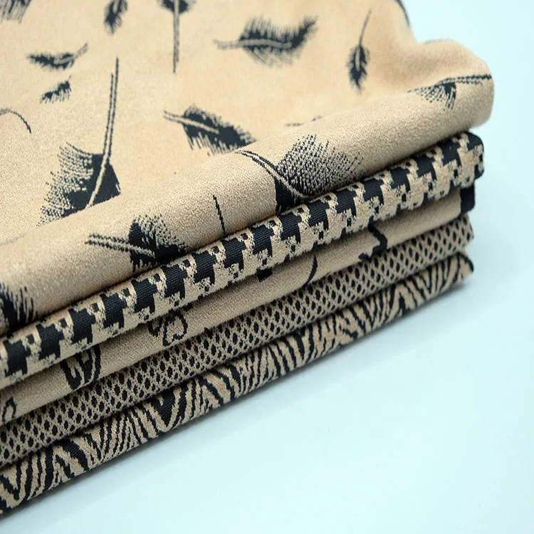 2023 Hot Selling Fashion Soft Polyester Spandex Suede Brushed Brocade Jacquard Fabric for Jacket