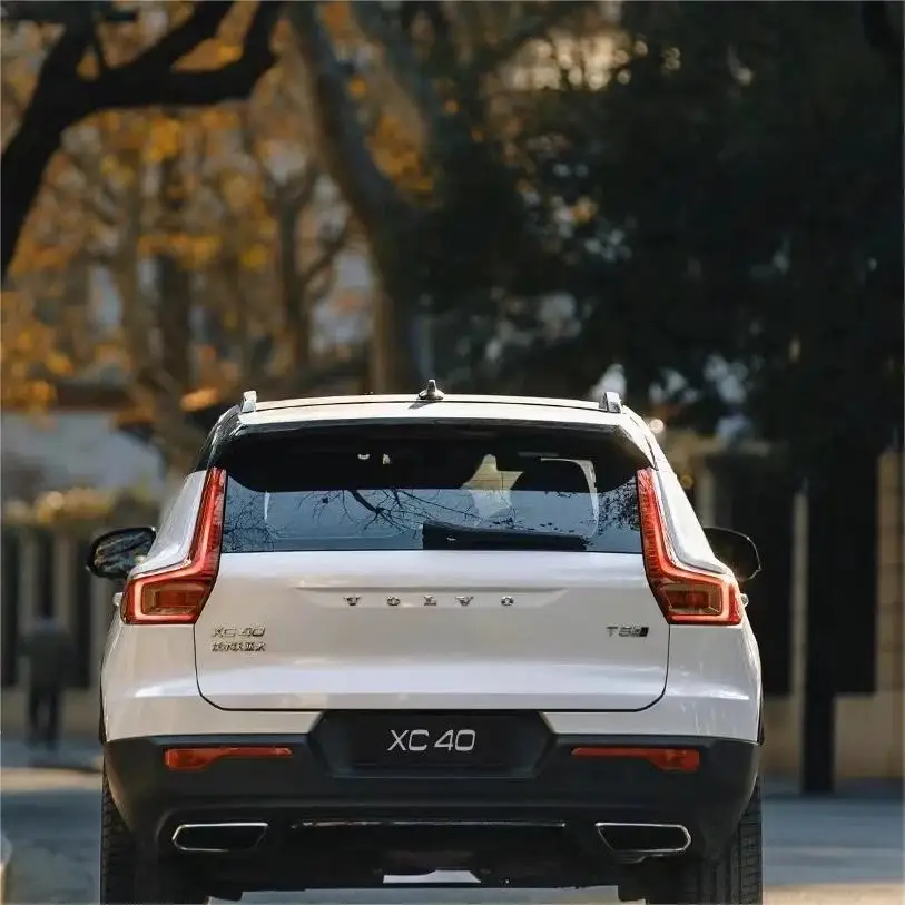2025 компактный внедорожник для семейного автомобиля Volvo L4 2 0 T VOLVO XC40 2024 B3 хорошие характеристики FWD 7 скоростей ручной автоматический 180 км