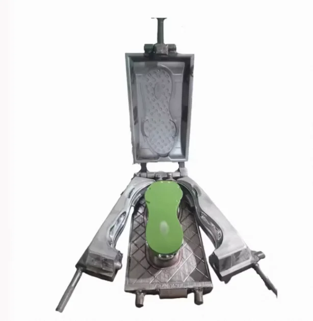 Chuangsheng pu sole mould shoe sole moulding  price footwear sole mould maker