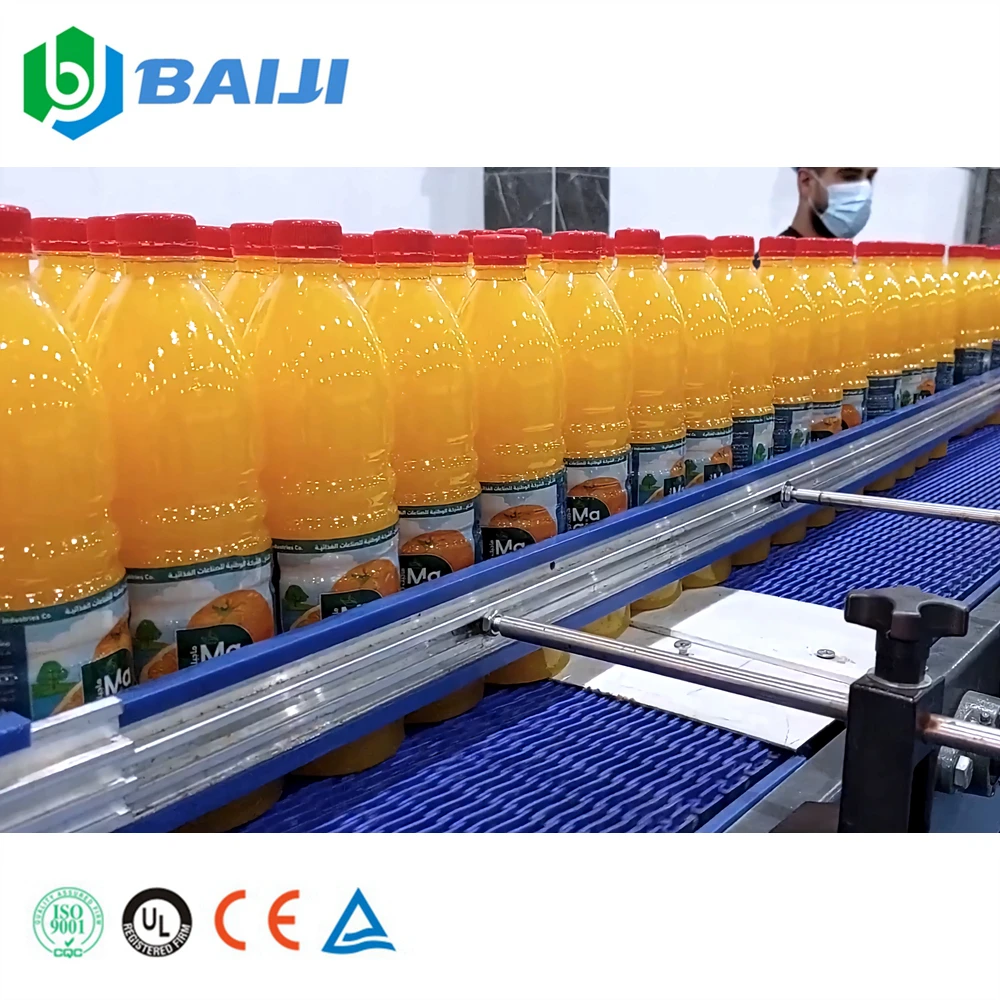 Automatic small plastic bottle hot fruit juice bottle filling packaging and labeling plant machine line