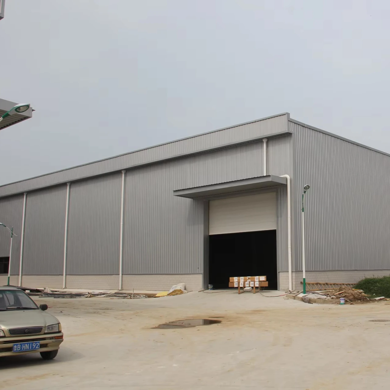 High Quality Free Designed Modern Construction Building Light Metal Shed Prefabricated Steel Structure Prefab Building