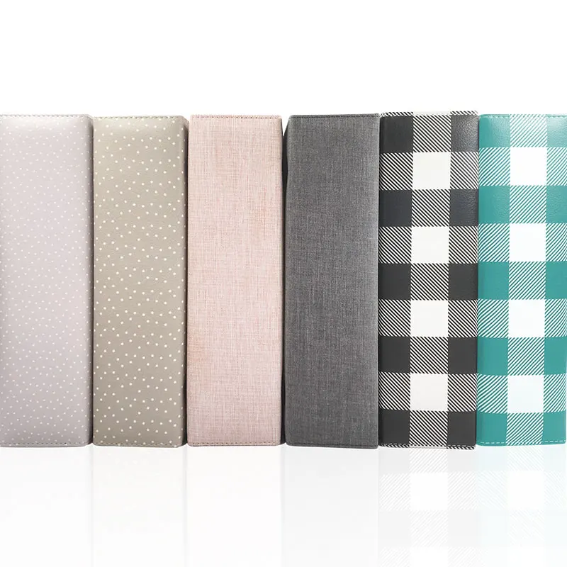 Папка-Обложка для документов с принтом в клетку