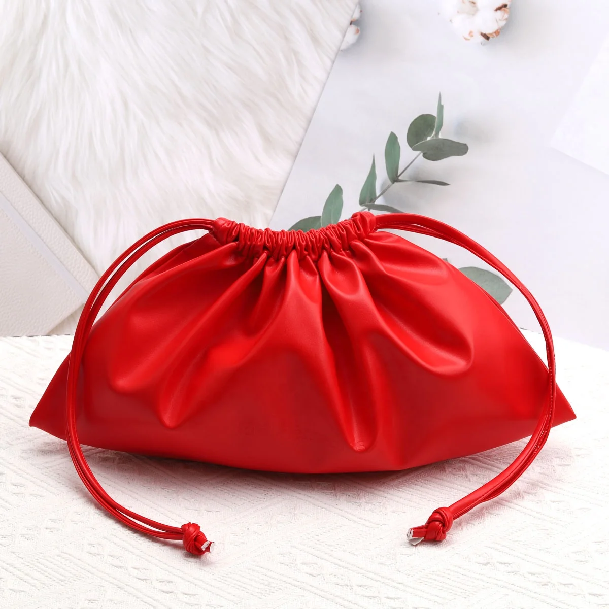 OEM Hot Sale Emboss Waterproof Pu Leather Drawstring Cosmetic Bag Custom Promotion Shoe Swimsuit Makeup Packing Leather Pouch