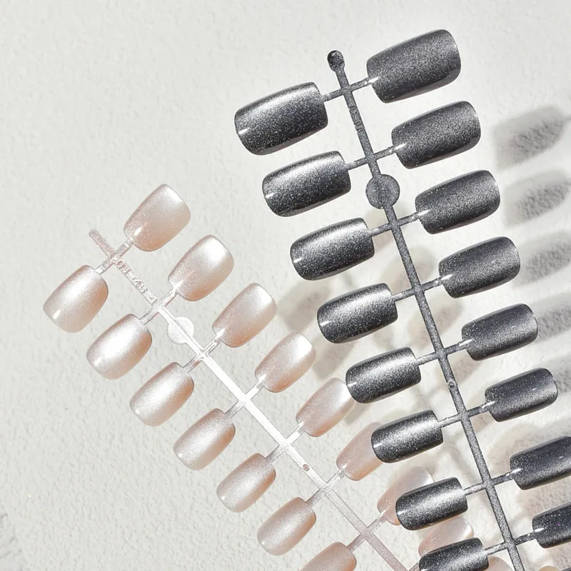 24 Pcs/Strip Square Cat Eye Press On Nail Tips Champagne Glittering Artificial Nails Red Cat Eye False Nails