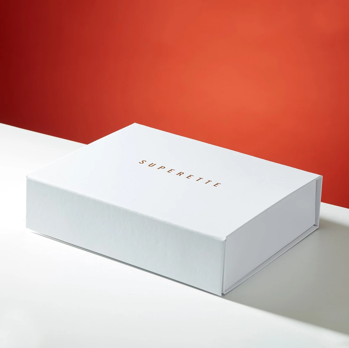 Wholesale Custom Logo Large Hot Luxury Lash Packaging Black Perfume Magnetic Gift Boxes with Magnets