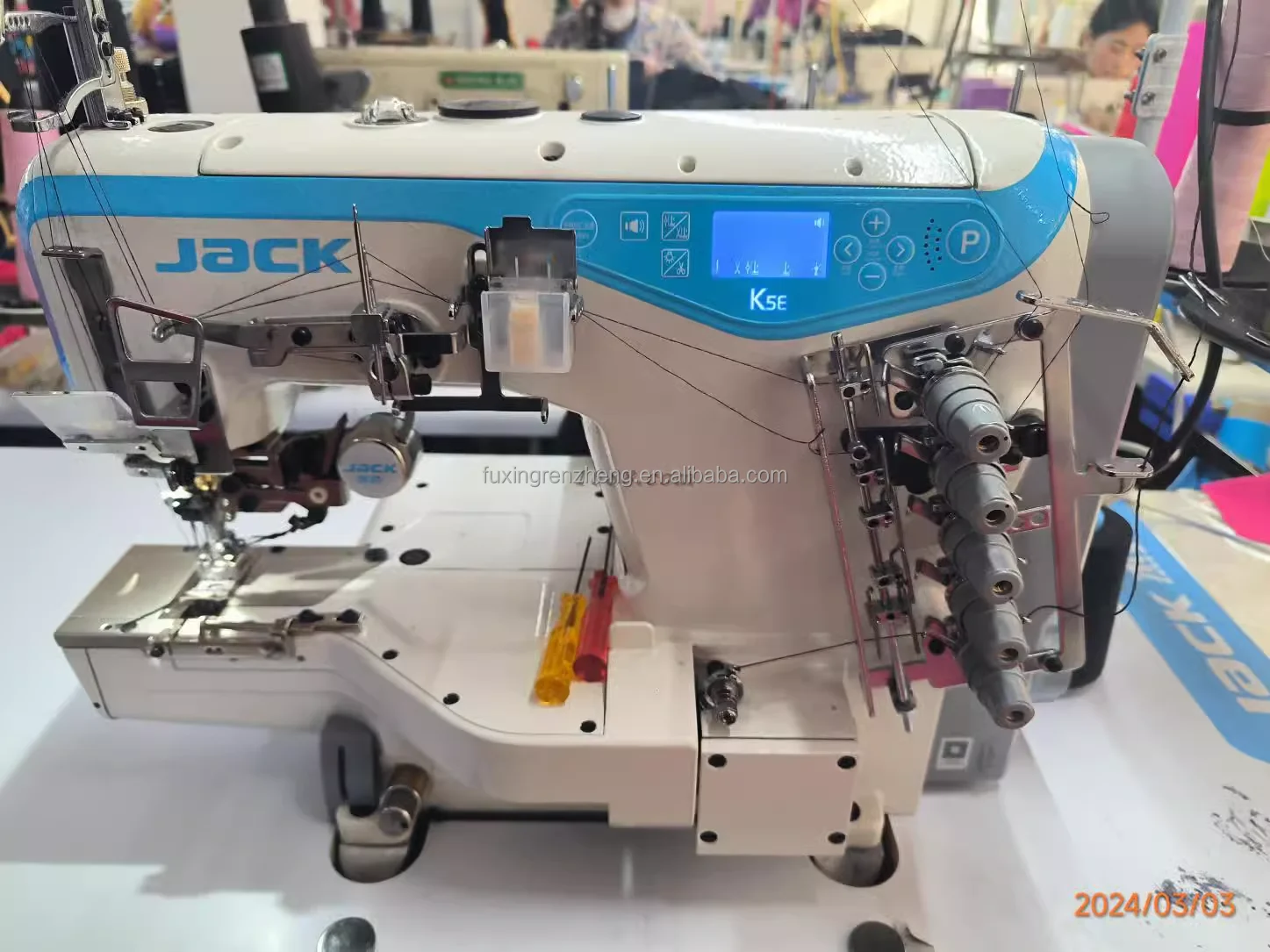 Jack K5E сверхвысокопроизводительный двигатель точная блокировочная швейная машина