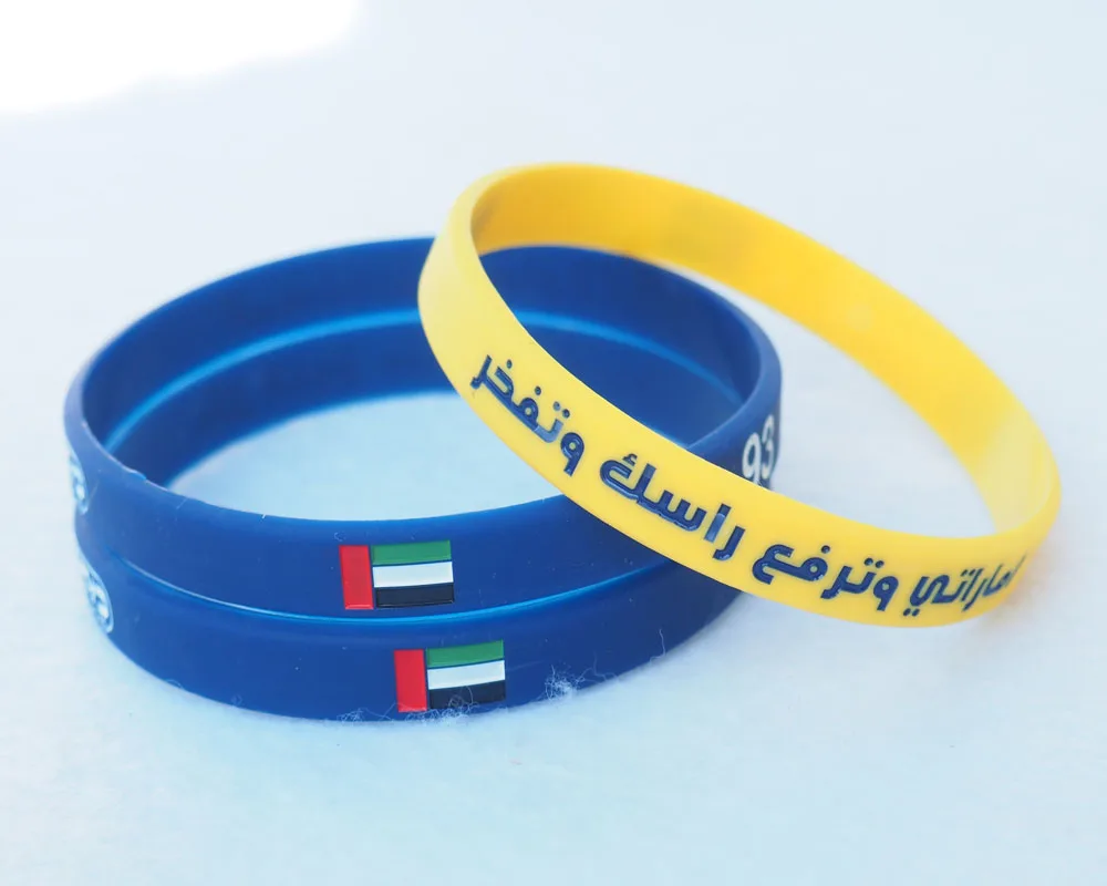 OEM Custom Small Silicone Wristbands Country Flag Bracelets for Souvenir & Gift Purposes