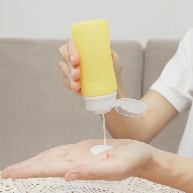 Customize Sauce Bottle/Mini Empty Food Grade Bpa Free Silicone Plastic Squeeze Sauce Bottle