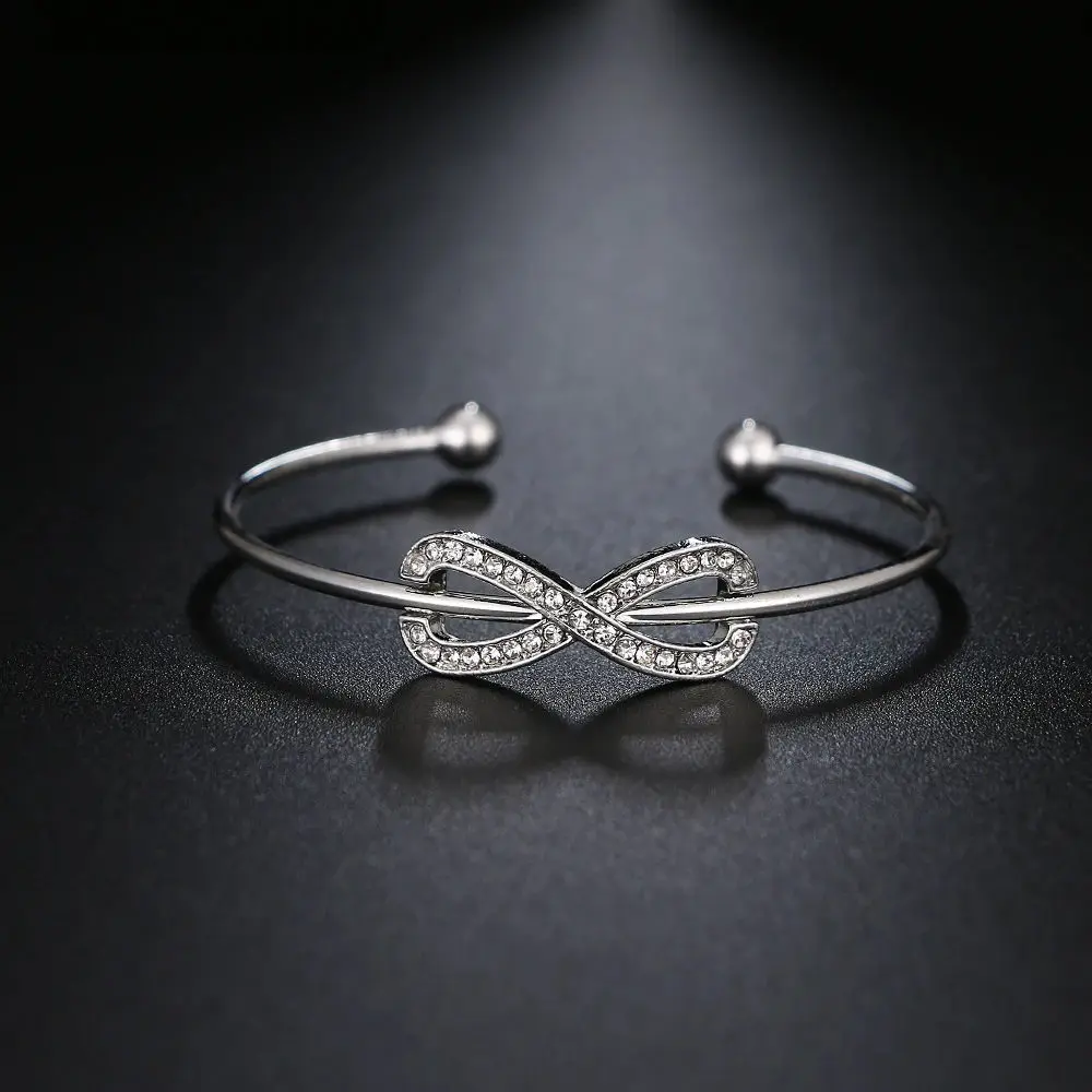 Custom Women Crystal Peach Heart Open Charm Bangle Girls Bracelet Set Multilayer Infinity Full Diamond Heart Bracelet