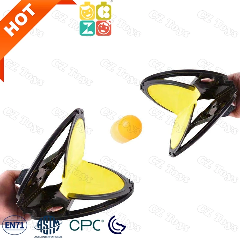 Amazons Hot Sale Item Outdoor Indoor Sport Toys Family Fitness Toys Throwing Catch Sports Table Tennis Hand Pinch Ball