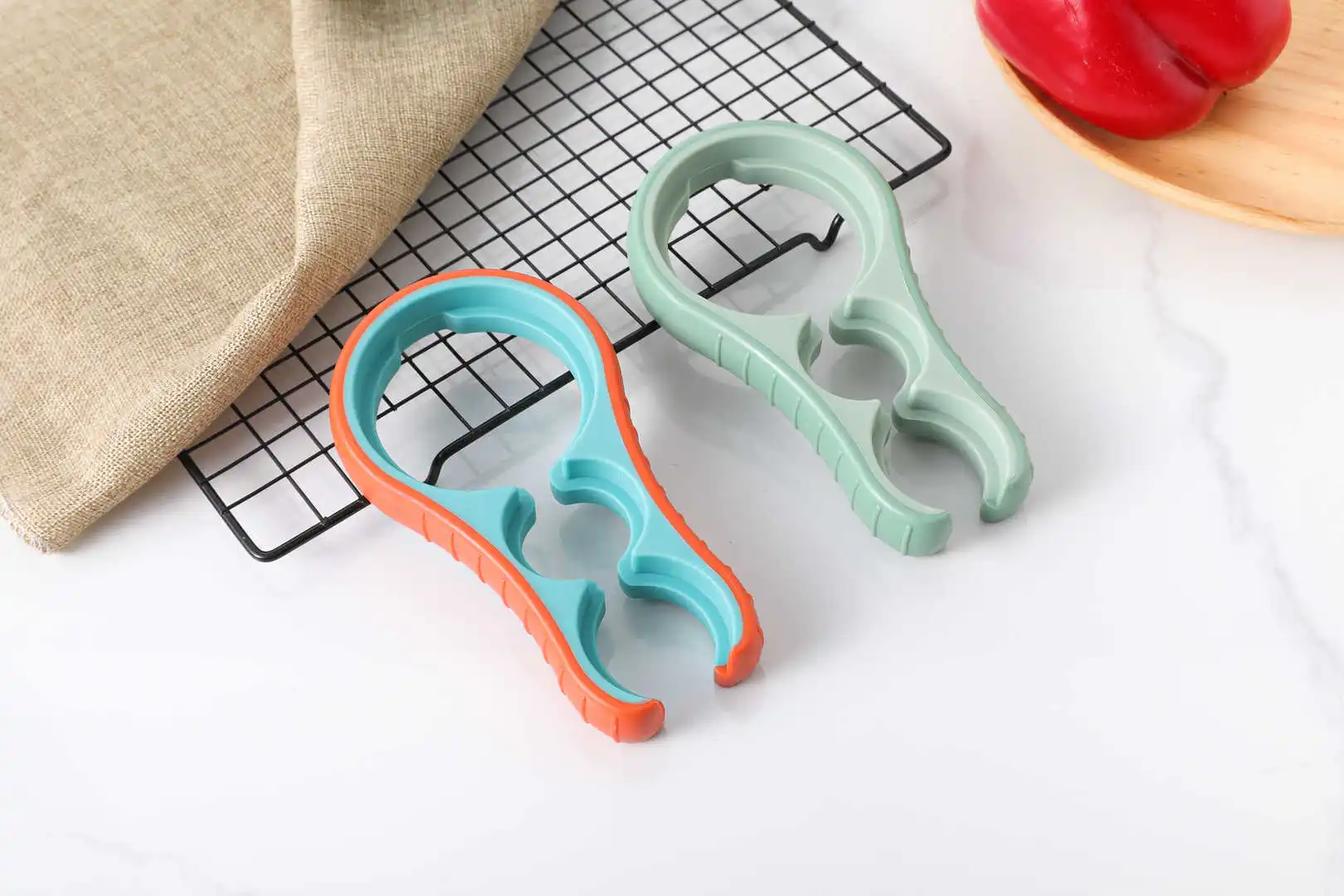 Thickened Creative Multifunctional Multifunction Jar Bottle Opener Can Openers Tools Kitchen Gadgets