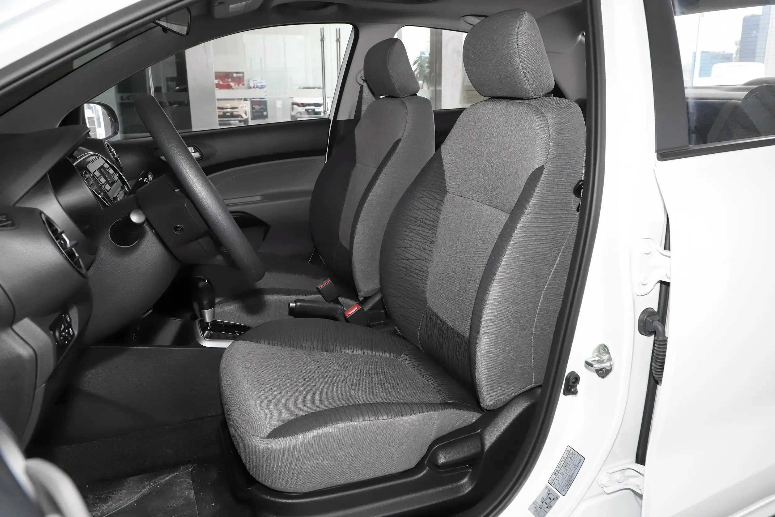 KIA Sonet китайский новый автомобиль 5 дверей 1 т 115HP l4 IVT