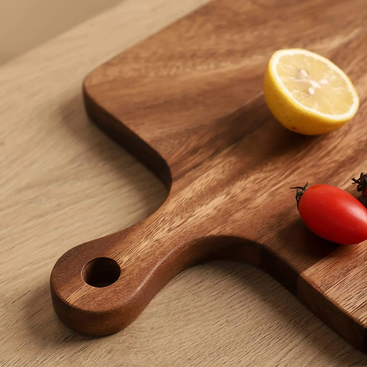 Muso Wood Acacia Cutting Board for Kitchen, Wooden Chopping Board with Handle to hang, Square Bread Pizza Cheese Board