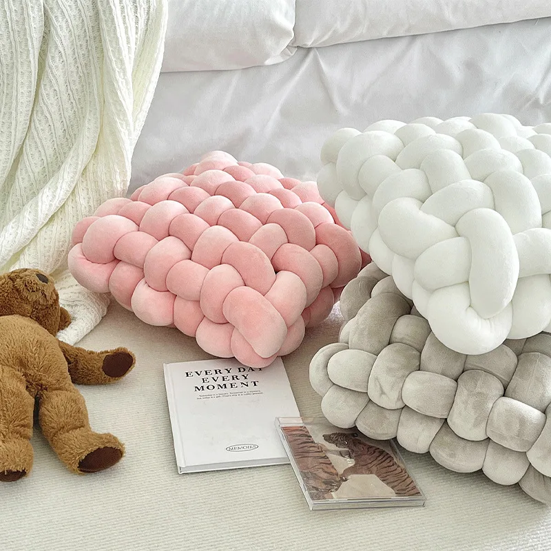 Free sample knot pillow cushions for sofa decorative couch braided pillows luxury home decor square throw pillows