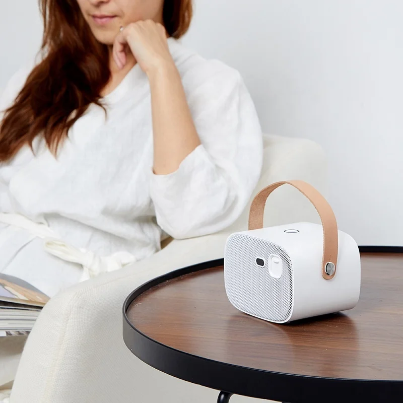 High Resolution 200 Ansi Lumens Multimedia Android Beamer Mini Pico Projector Support 4K Screen Mirroring HD Video Projector