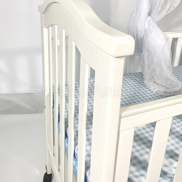 2022 New design product baby bed white wooden baby crib with net movable children cot