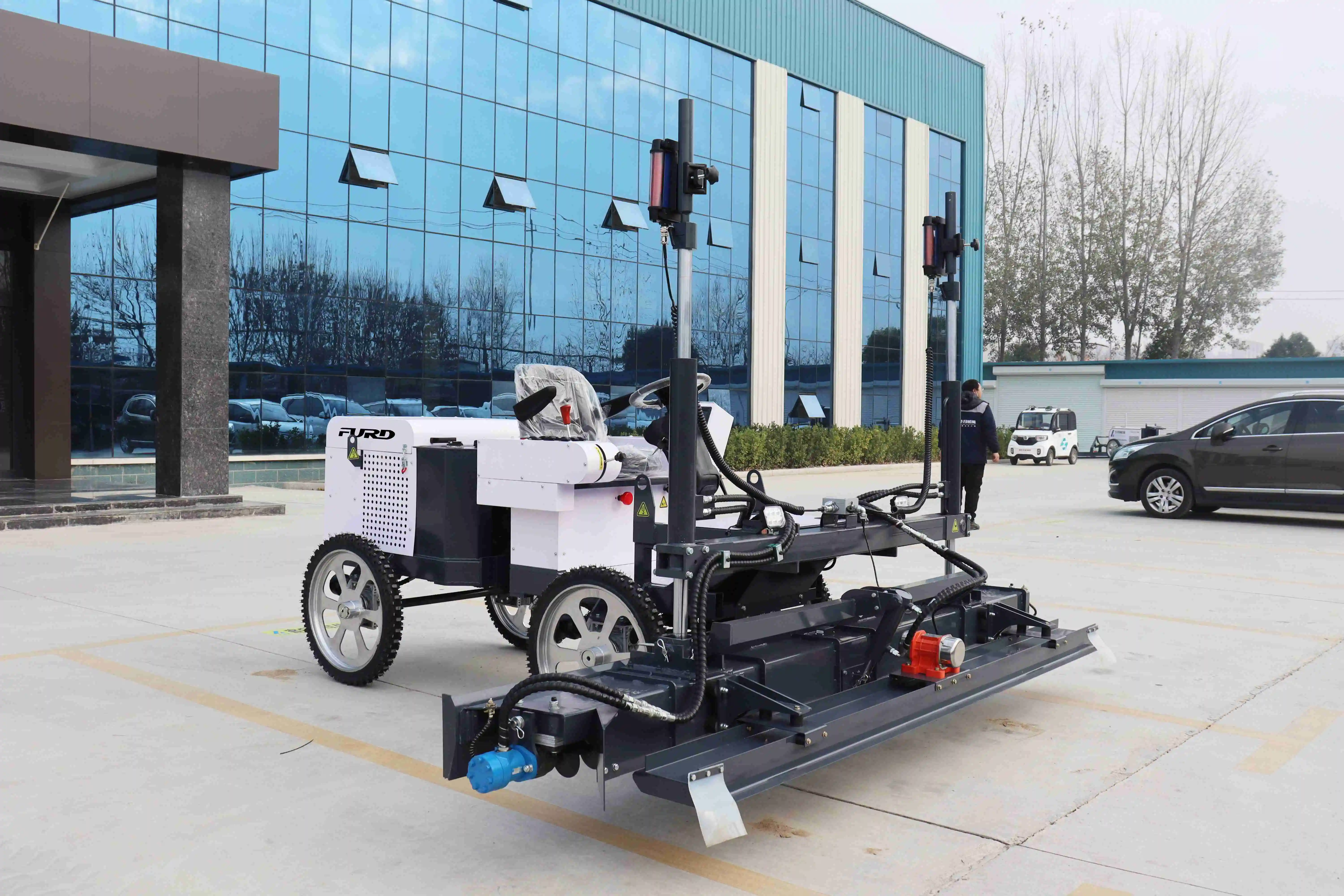 Ride On Gasoline Engine Concrete Screed Self-Leveling Laser Screed For Concrete FJZP-220