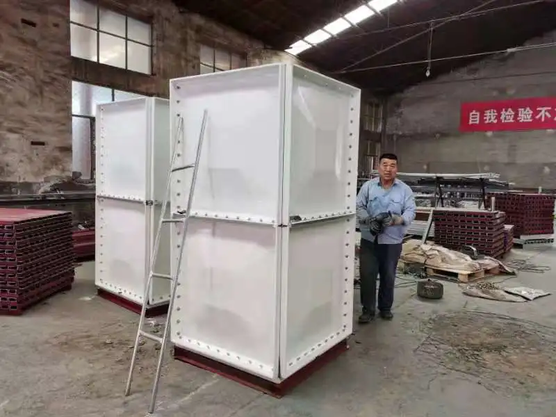 Manufacturer cheapest price UK WRAS certified GRP/FRP/SMC  water tanks for hot water storage