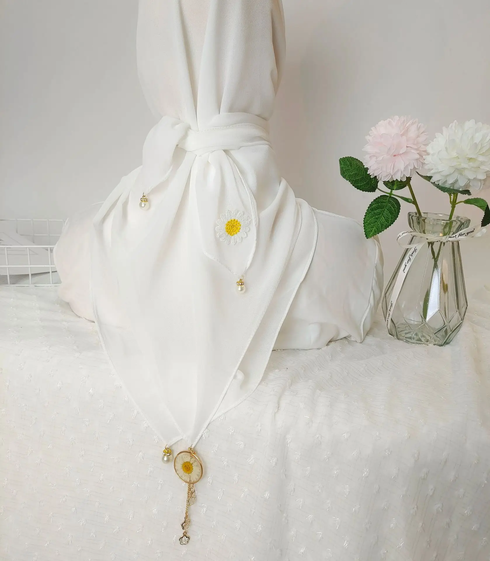 Wholesale Muslim Instant Hijab Ready To Wear Islamic Shawls Turban with Flowers Scarfs Chiffon Head Wrap