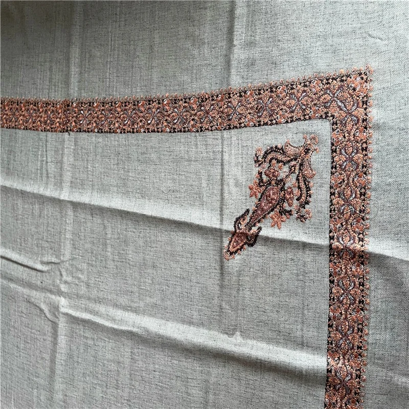 Kashmiri Embroidery Patterns in wool/acrylic shawls