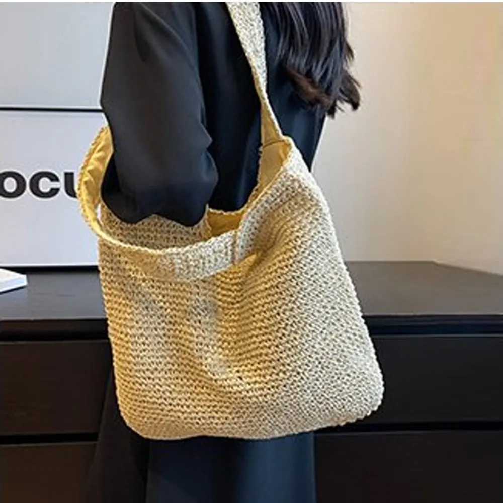 Женская однотонная сумка из ротанга