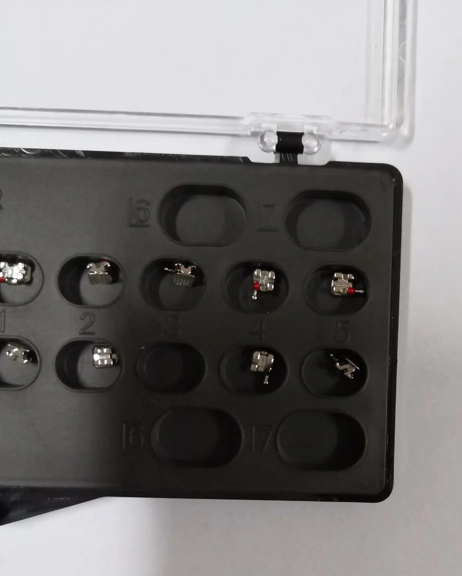 Dental orthodontics fixed teeth with high quality metal brackets/Dental orthodontic materials high-grade  metal brackets