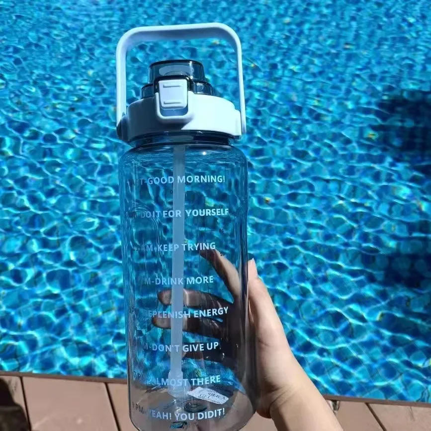 plastic water bottle (3).jpg
