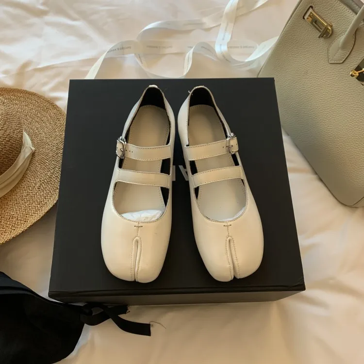 XINZI RAIN 2023 Fashion Ladies Flat Shoes Mary Jane Design Sheepskin Leather Women Ballet Shoes With Logo Custom