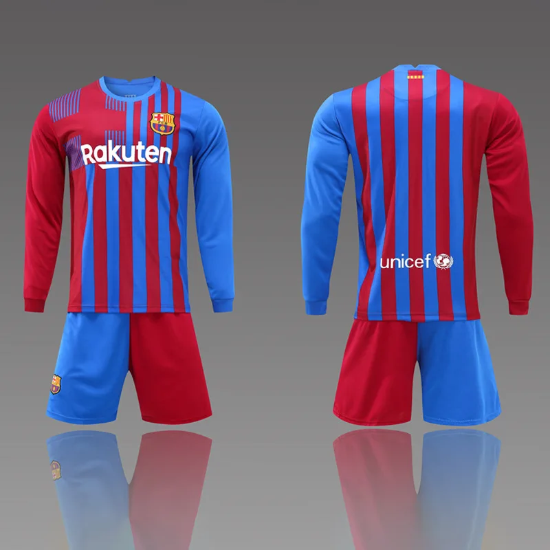 Wholesale clothing latest football jersey set Football Shirt New Custom blank sportswear custom Badge