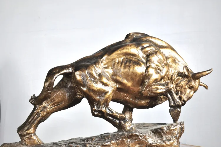 Famous Outdoor Decoration Life Size Animal Bronze Bull Statue Copper Cattle Sculpture For Garden