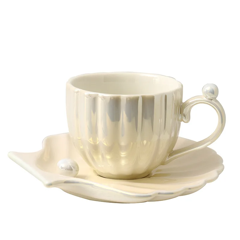 Кружка из жемчуга и керамики