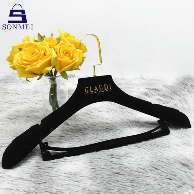 Gold logo suit hanger with pants bar velvet clothes hangers black