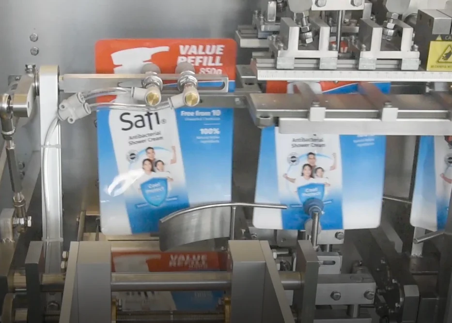 SG-180D premade bag packing machine for granule food candy factory