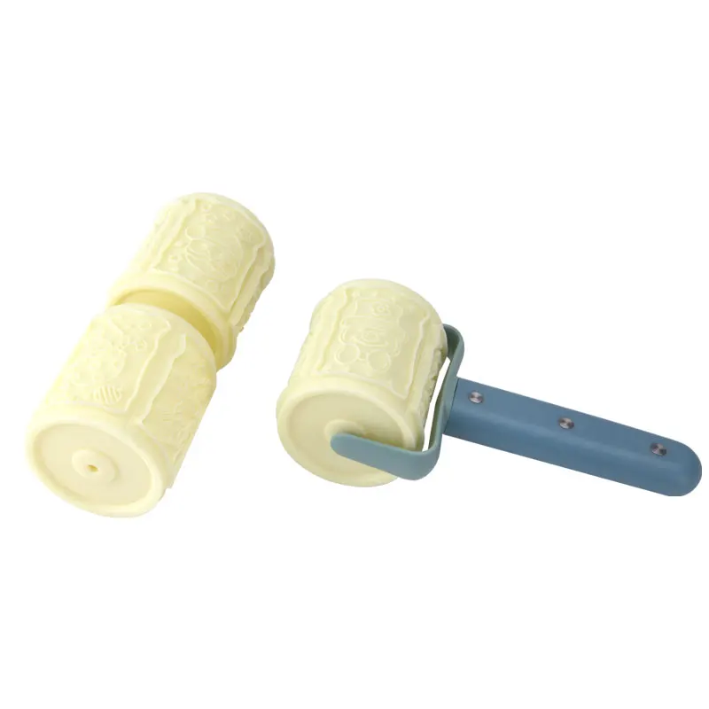 Factory Wholesale 12-Pattern Plastic Rolling Wheel Cookie Cutter Christmas Baking Biscuit Mold Cookware Tool Set