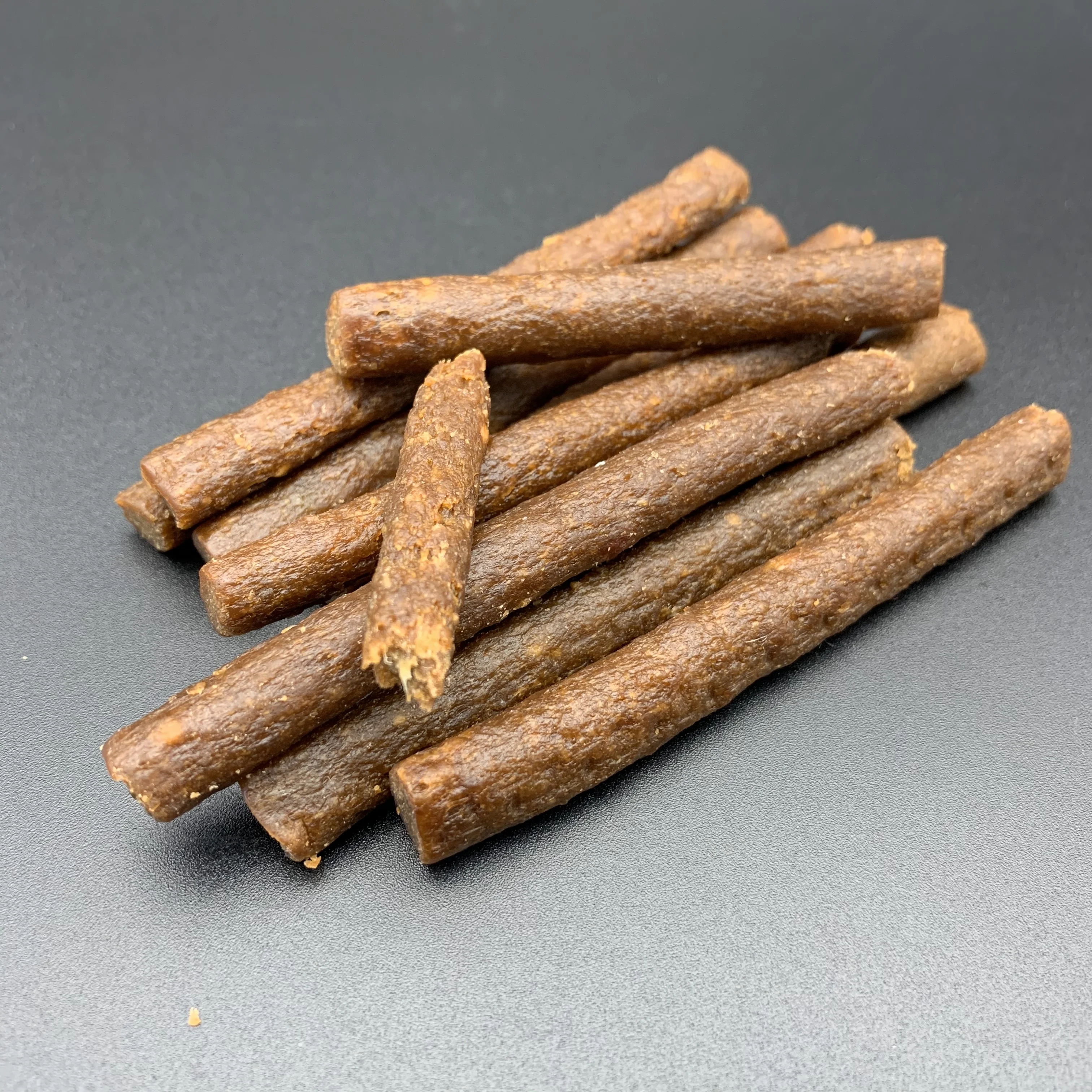 
OEM cat treats bulk sale dry tuna sticks pet treats for dogs and cats snacks supplier 