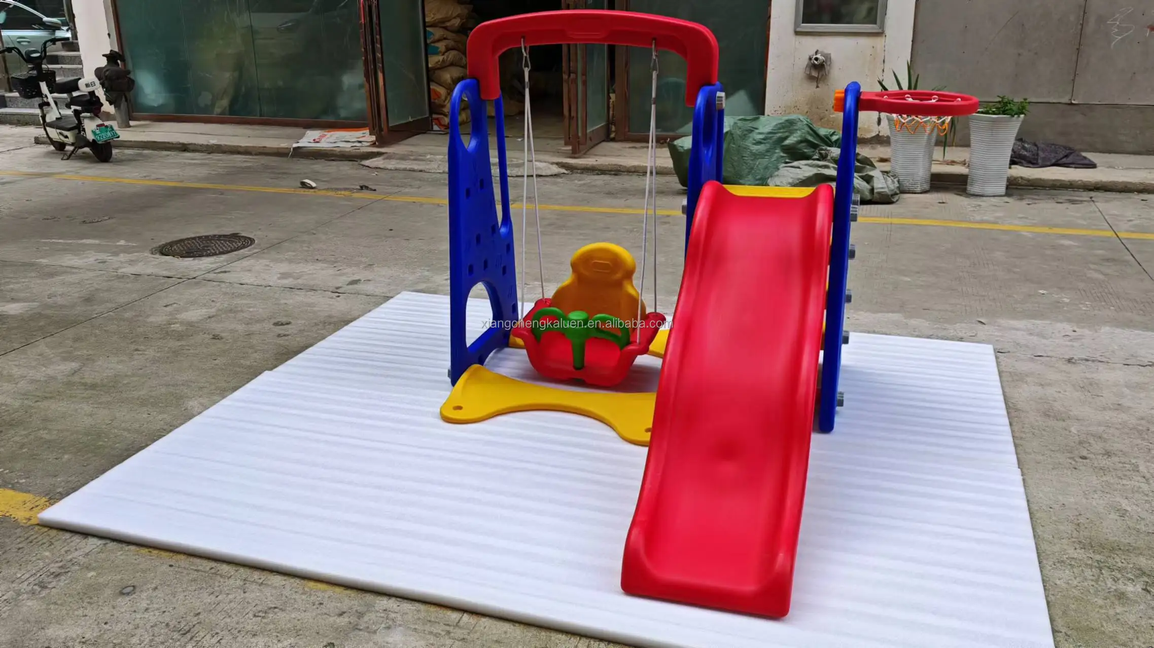 Hot sale three-in-one plastic slide with basketball toy slide with swing for kids  in indoor playground