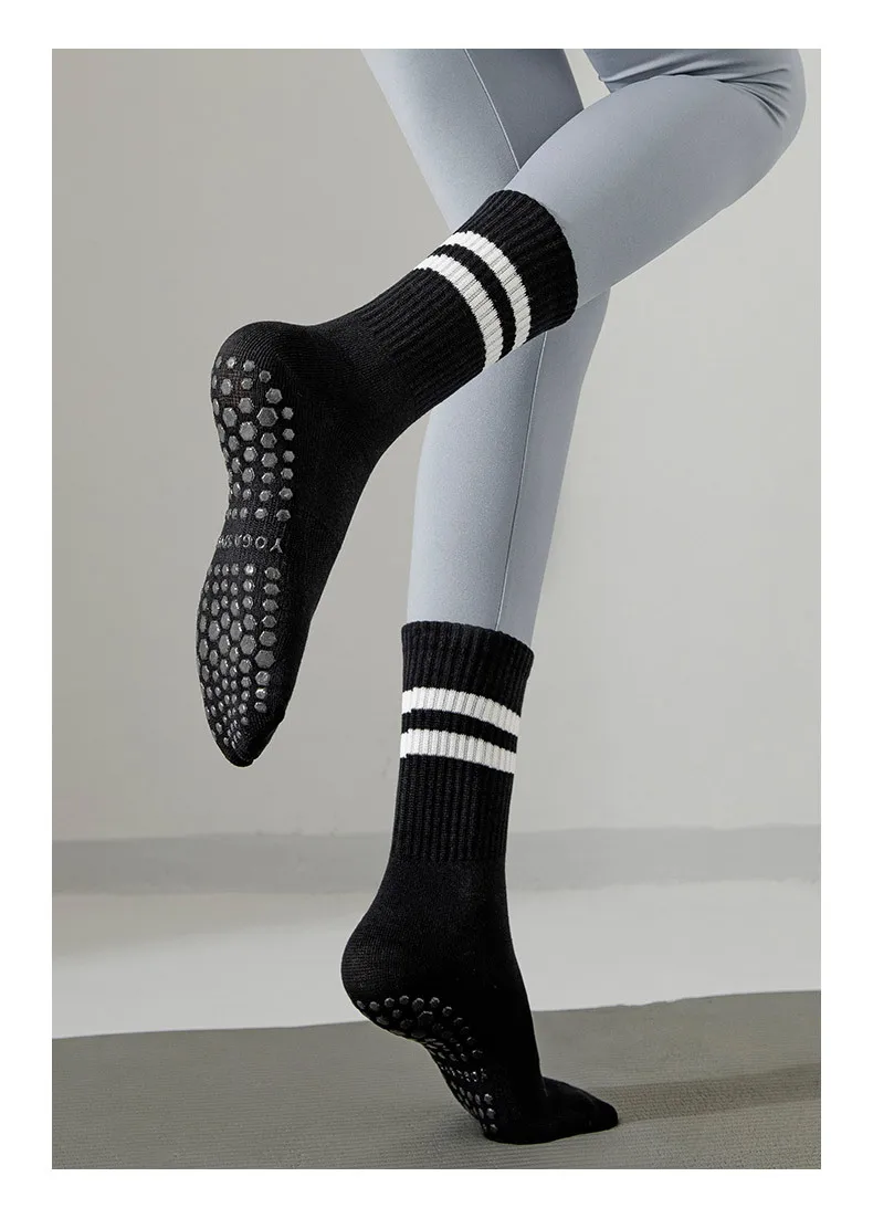 Custom logo gym reformer ribbed non slip pilates yoga socks for women non-slip grips crew pilates anti slip sock