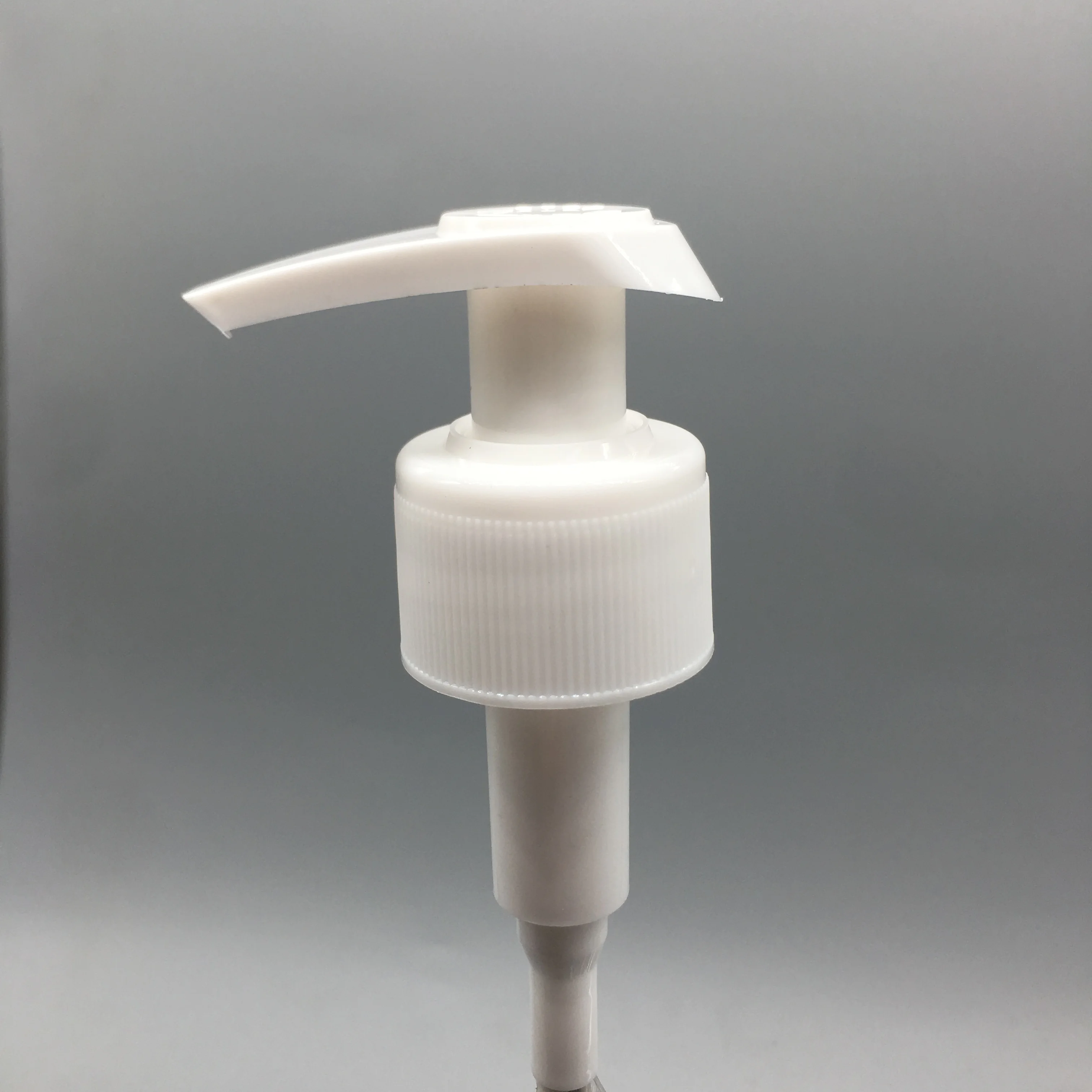 Plastic 28/410 left and right switch lotion dispenser pump