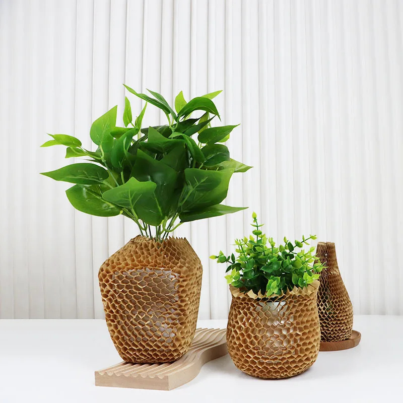 100% Recycled Protective Sleeves Packaging for Travel Airplane Wine Bottles Protector Wrap Honeycomb Paper Sleeve