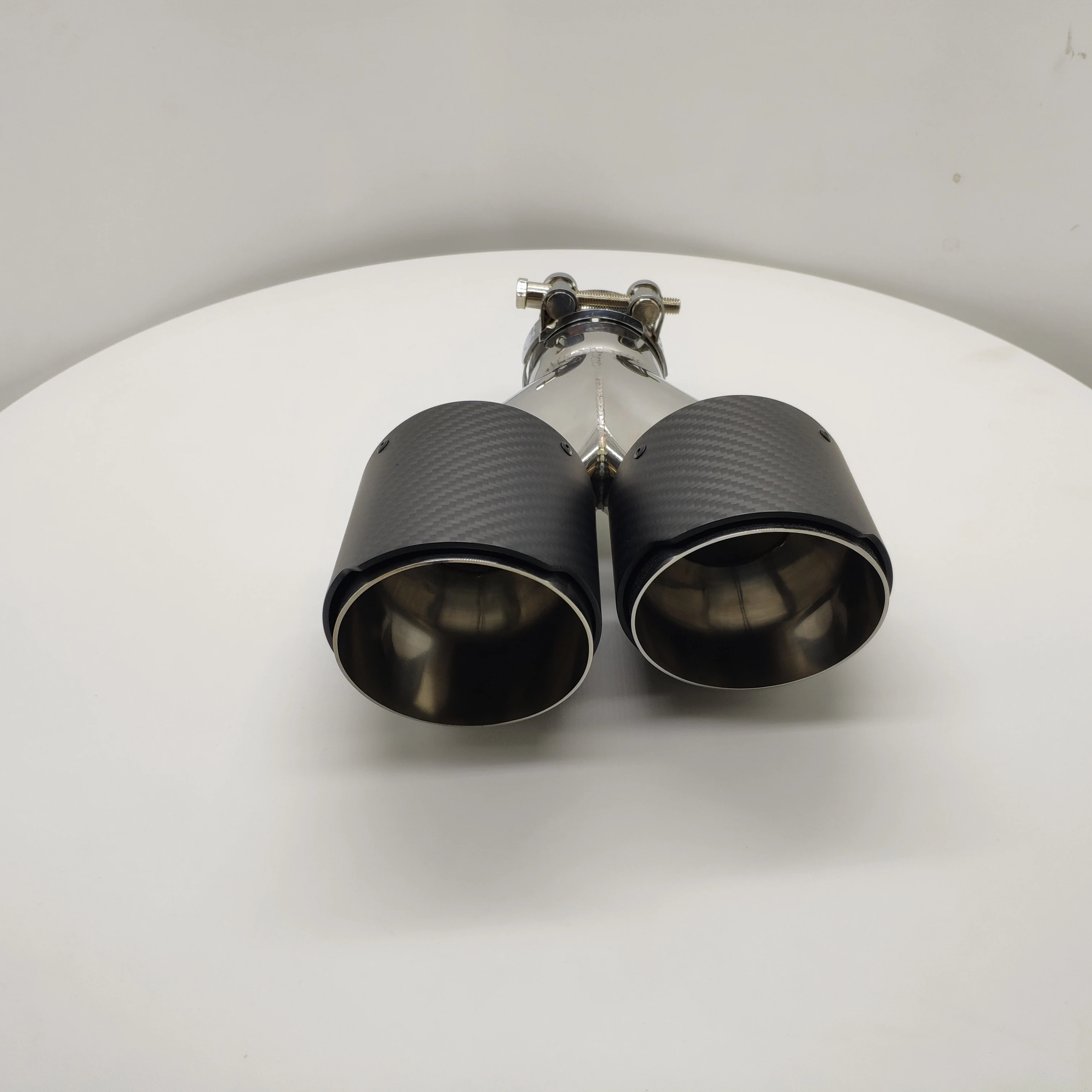 High Performance 304 Stainless Steel Dual Carbon Fiber  Matte black Exhaust System Muffler Exhaust Tip