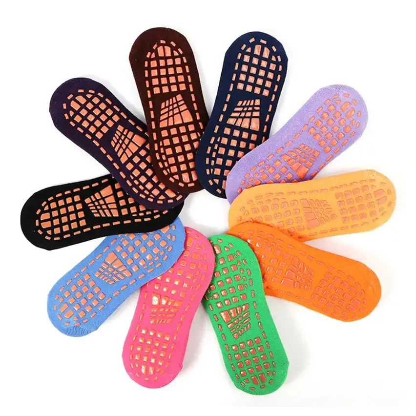 OEM Custom Adult Kid Anti Slip Grip Socks Non Slip Park Trampoline Socks