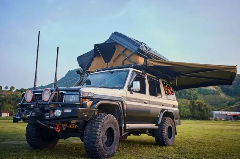 2024 New Outdoor Camping 4X4  4 Persons 4wd Car Hard Shell Roof Top Tent for Sale